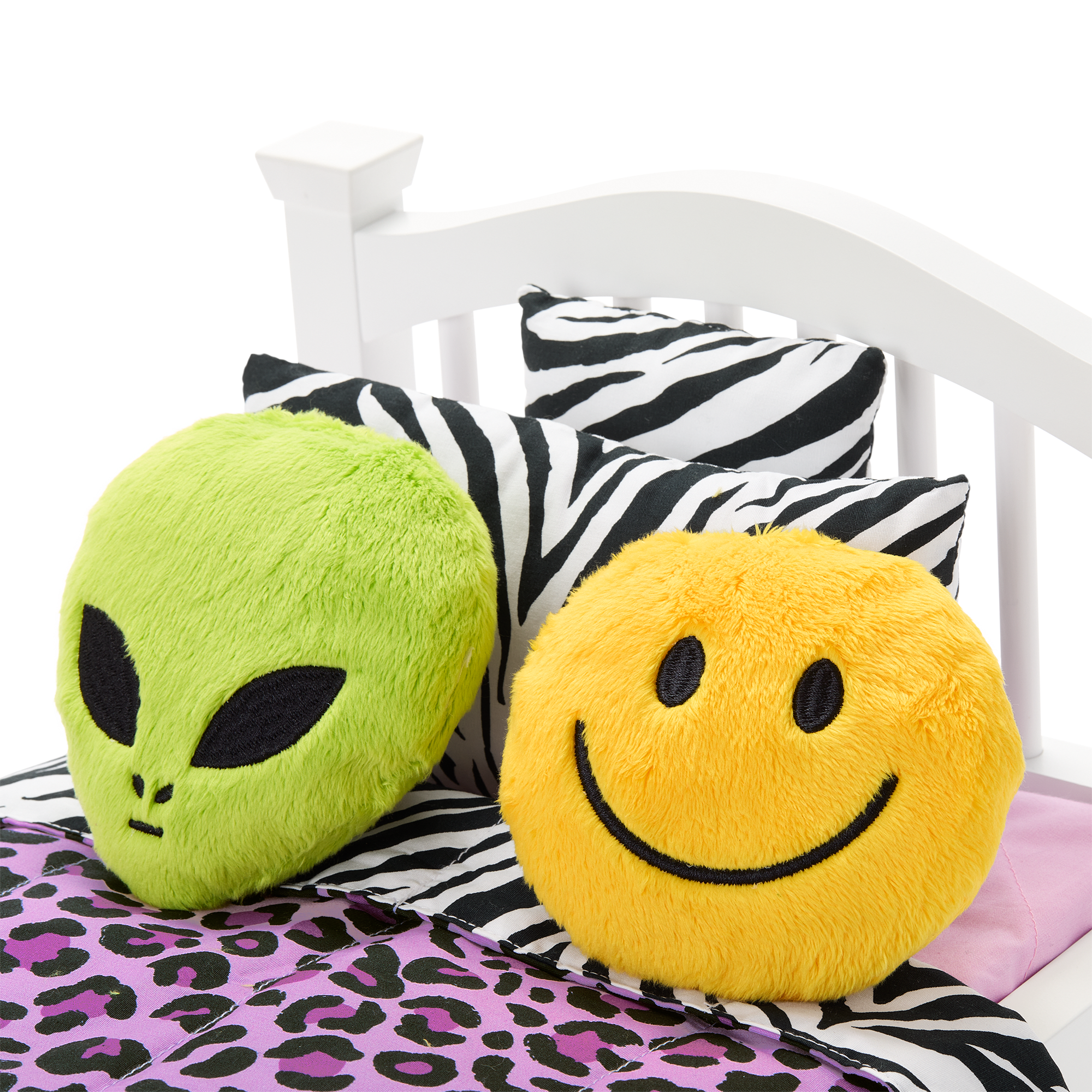 Nicki's Bed & Animal-Print Bedding Set For 18-Inch Dolls (Historical Characters) - Image 3