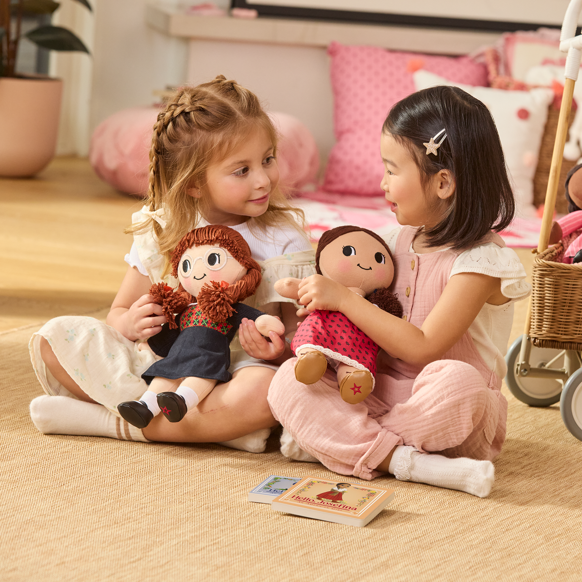 My First Molly Doll & Board Book (Historical Characters) - Image 15